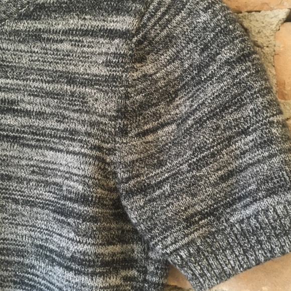 Cropped Knit Top - Picture 4 of 5